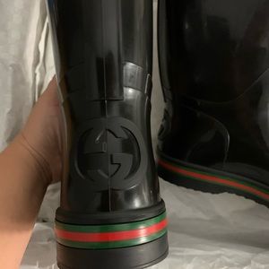 Classic Gucci Rainboots (MINT CONDITION)